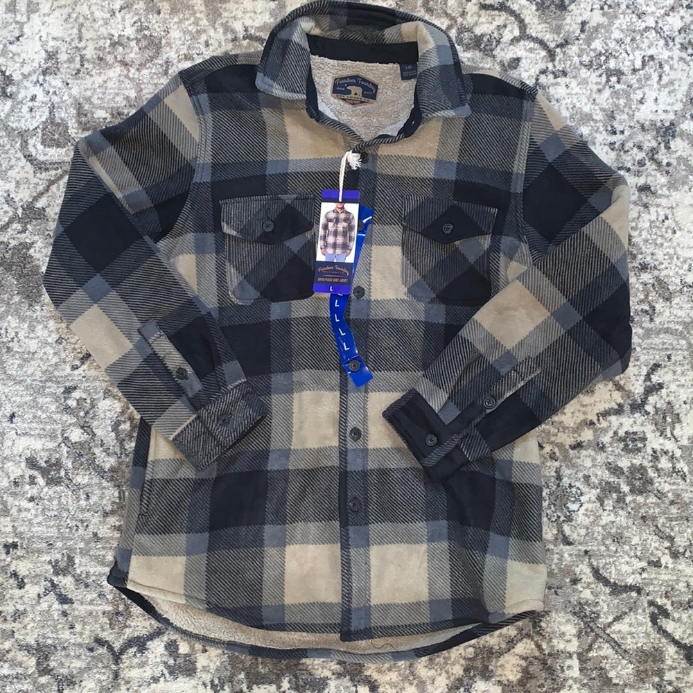 Freedom Foundry Super Plush Shirt Jacket (Large)